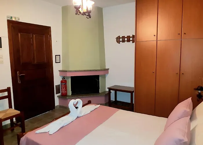 Tsonos Apartments